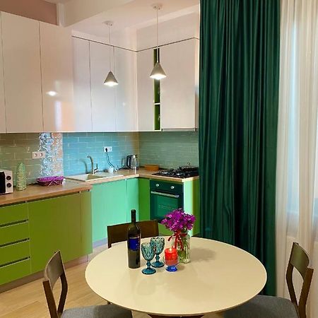 Lovely And Cozy Apartment! Koetaisi Buitenkant foto