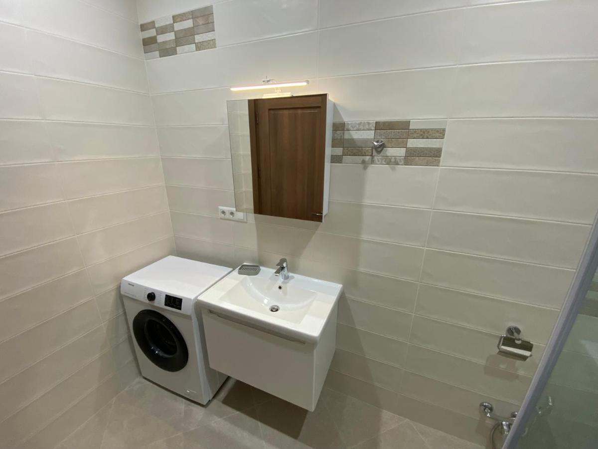 Lovely And Cozy Apartment! Koetaisi Buitenkant foto